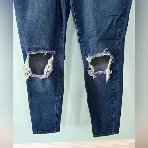 No Boundries Juniors High Rise Straight Jeans - Picture 2 of 5